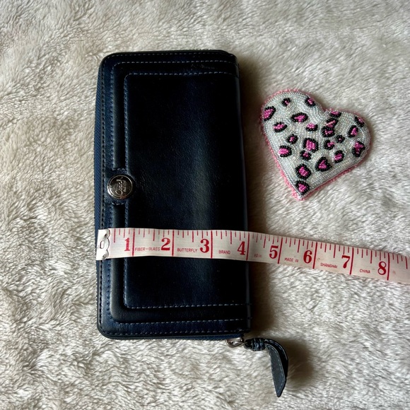 Vintage Coach metallic navy blue  leather wallet - Picture 11 of 11